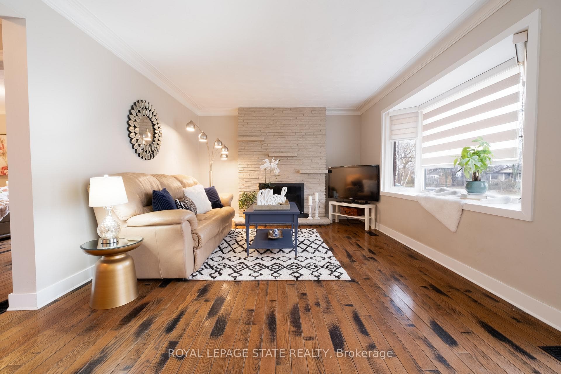 247 Mcneilly Road photo 1