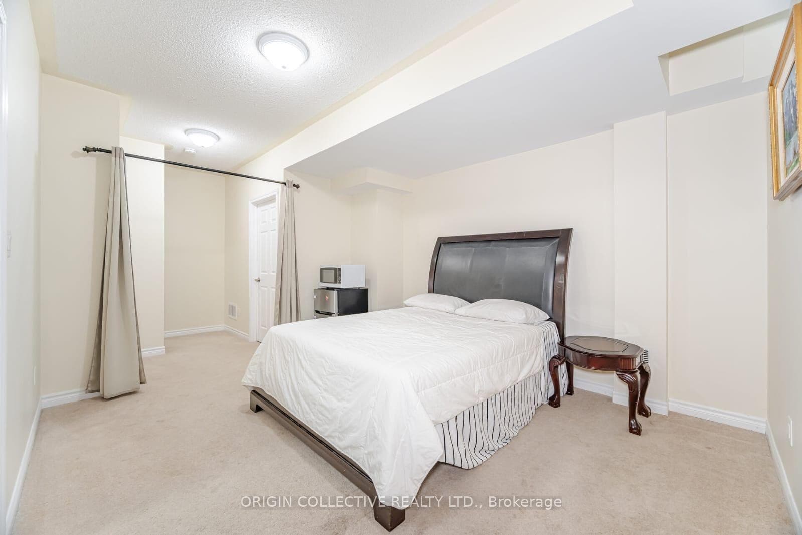 2530 Countryside Drive Unit 5 photo 12