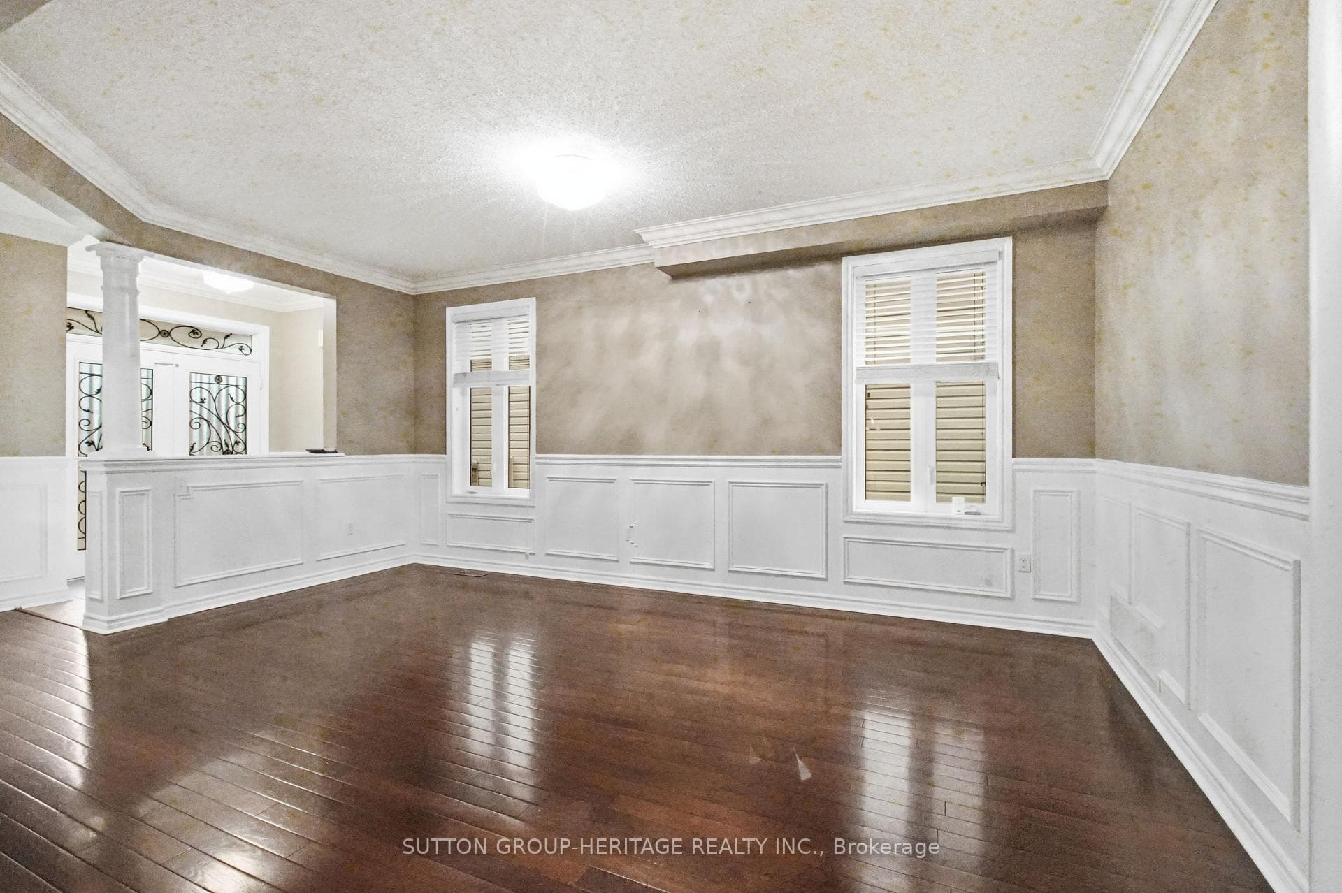 16 Shrewsbury Drive photo 6