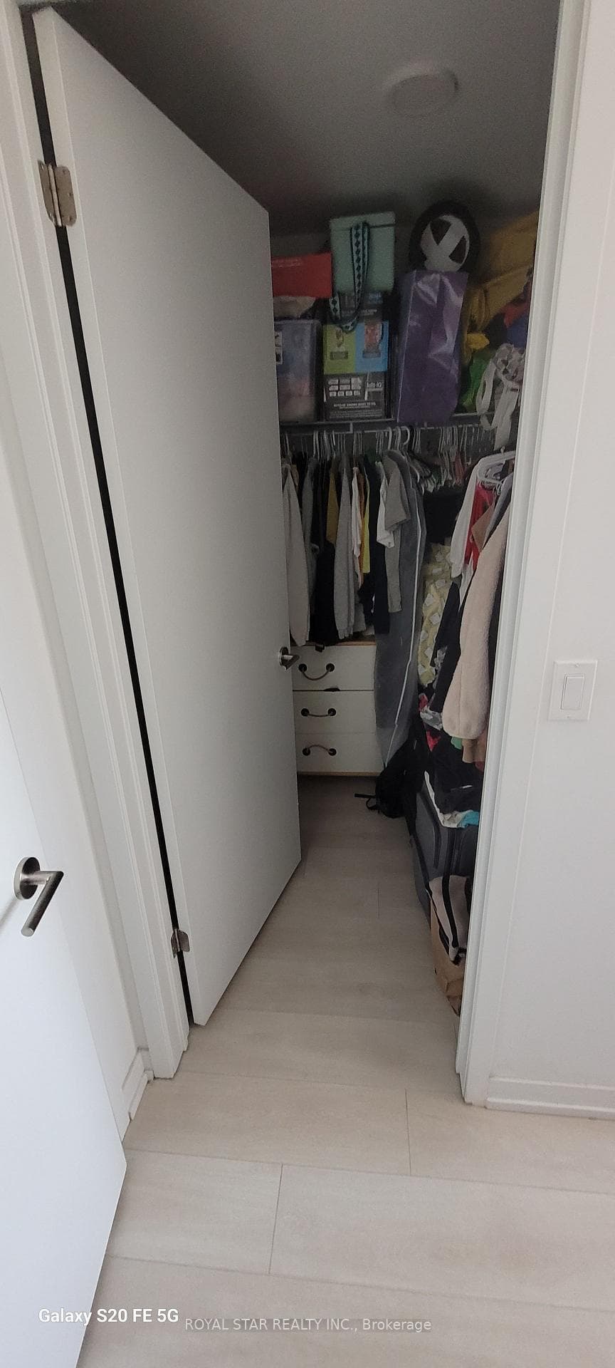 8 Beverley Glen Boulevard Unit 901 photo 11