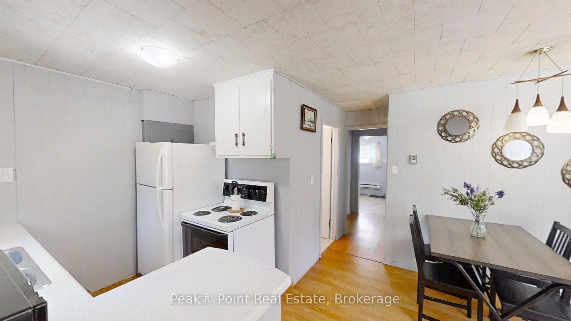 607 Third Avenue photo 16