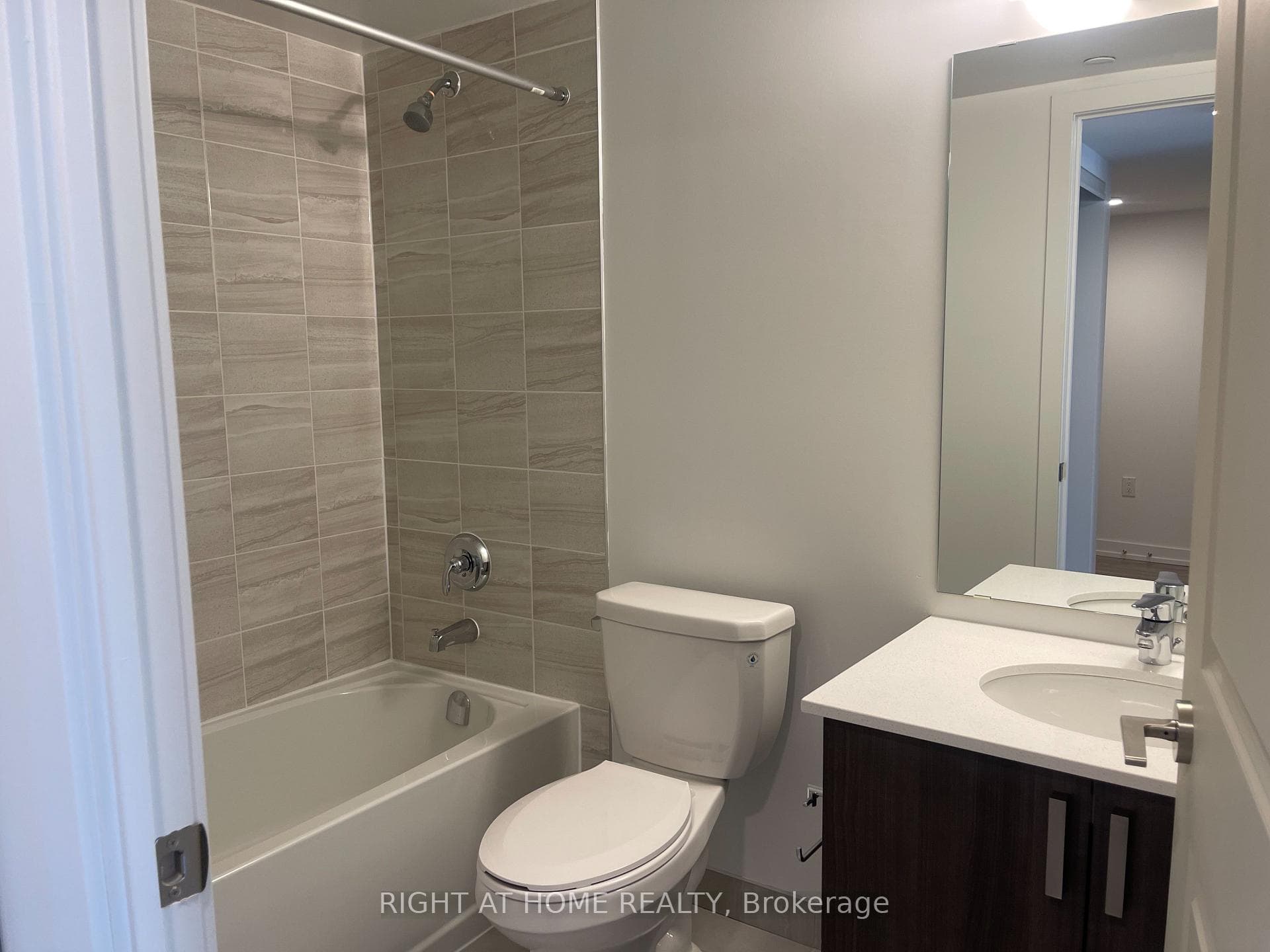 Main Bath (1)