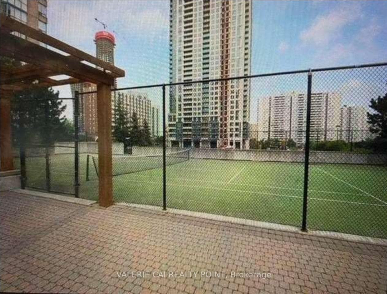 265 Enfield Place Unit 709 photo 17