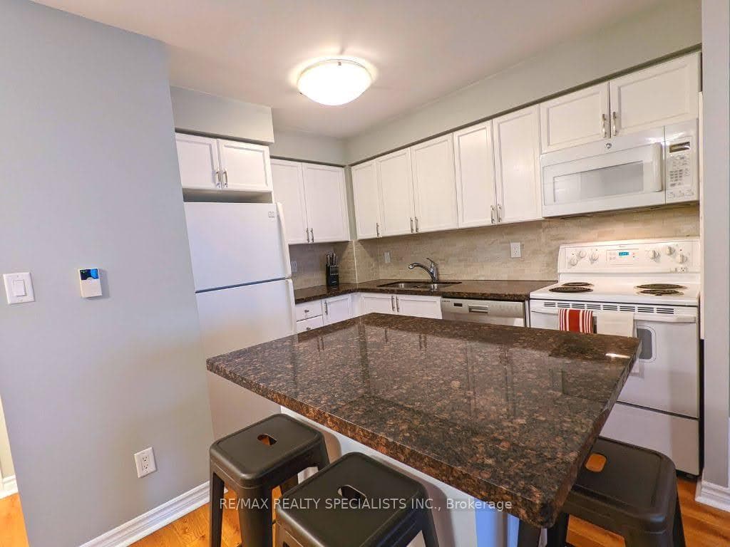 3880 Duke Of York Boulevard Unit #708 photo 6