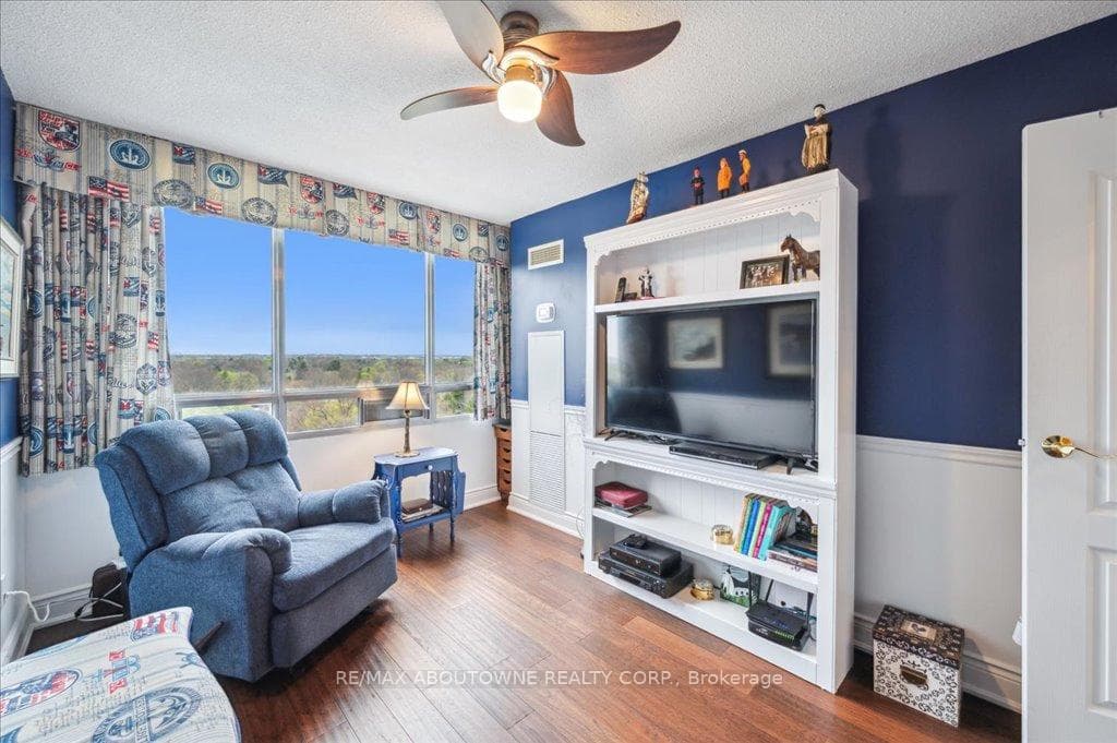 2175 Marine Drive Unit 1102 photo 28