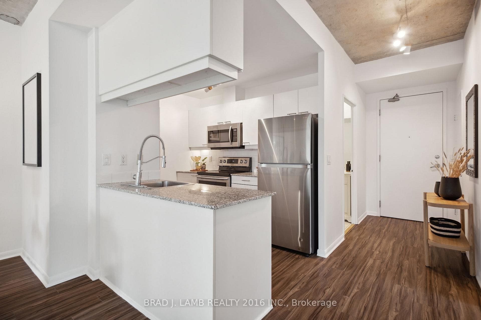 333 Adelaide Street Unit 309 photo 10