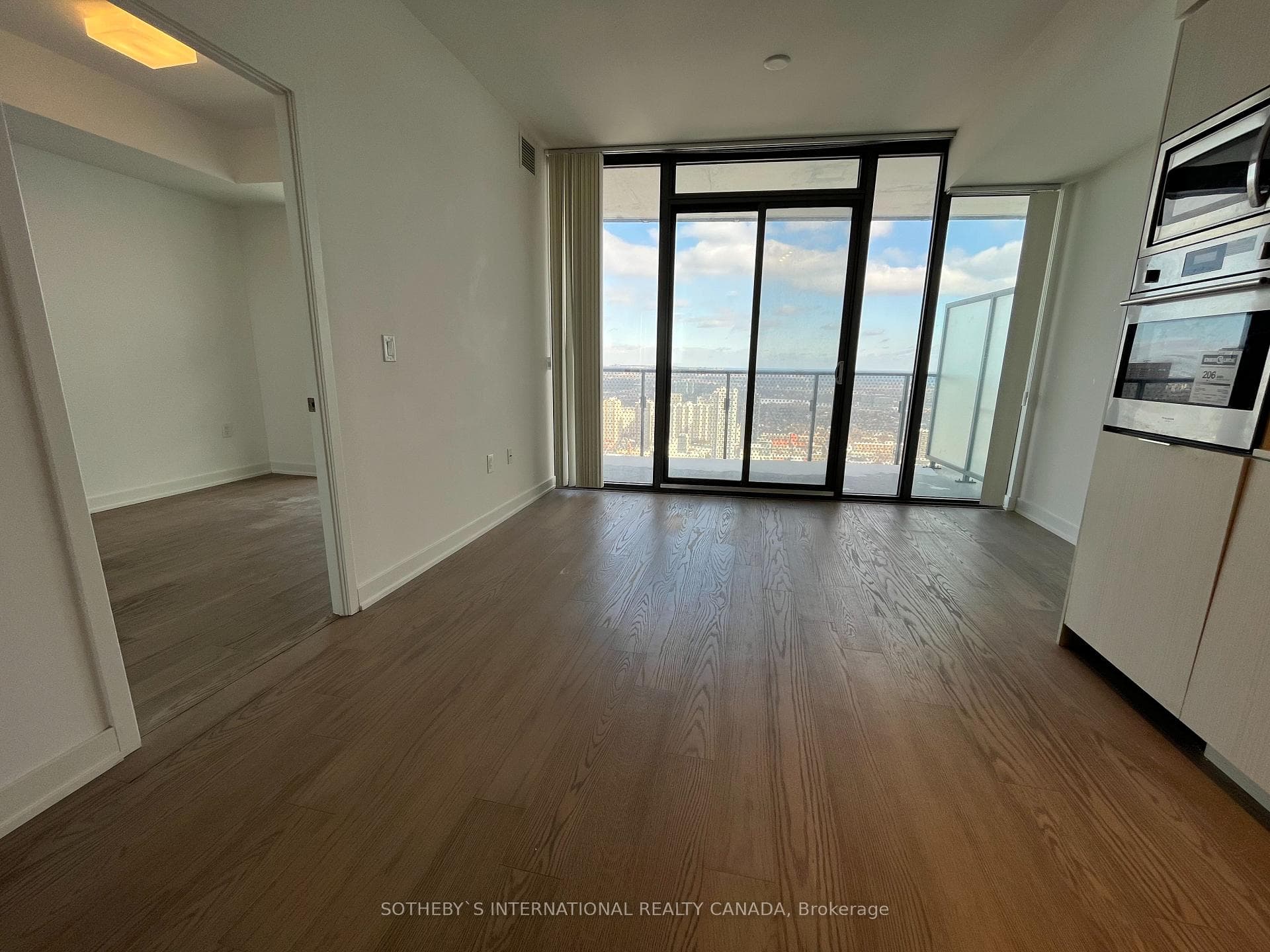 11 Wellesley Street Unit 5301 photo 5