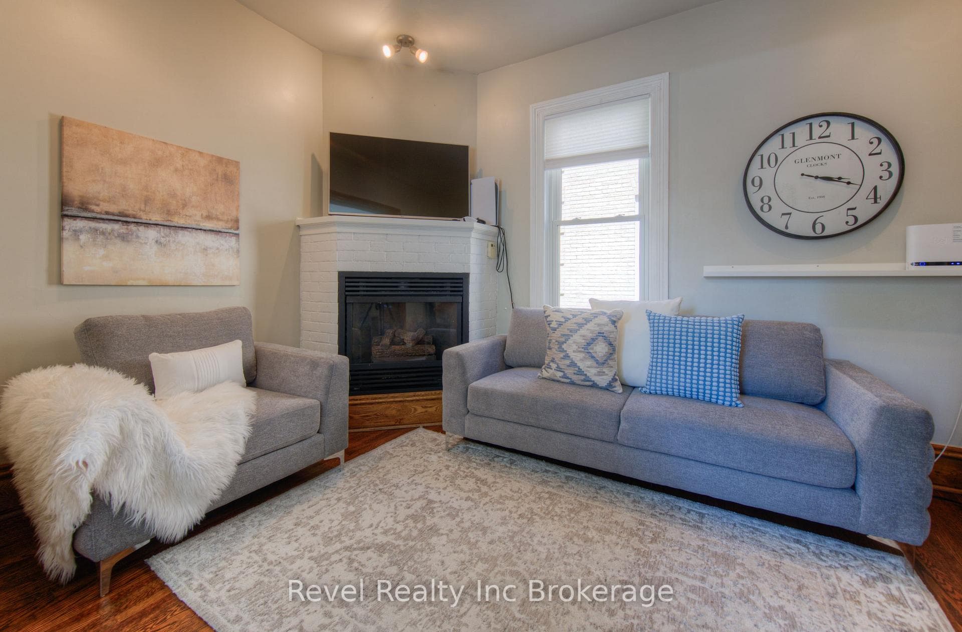 509 Canterbury Street photo 11