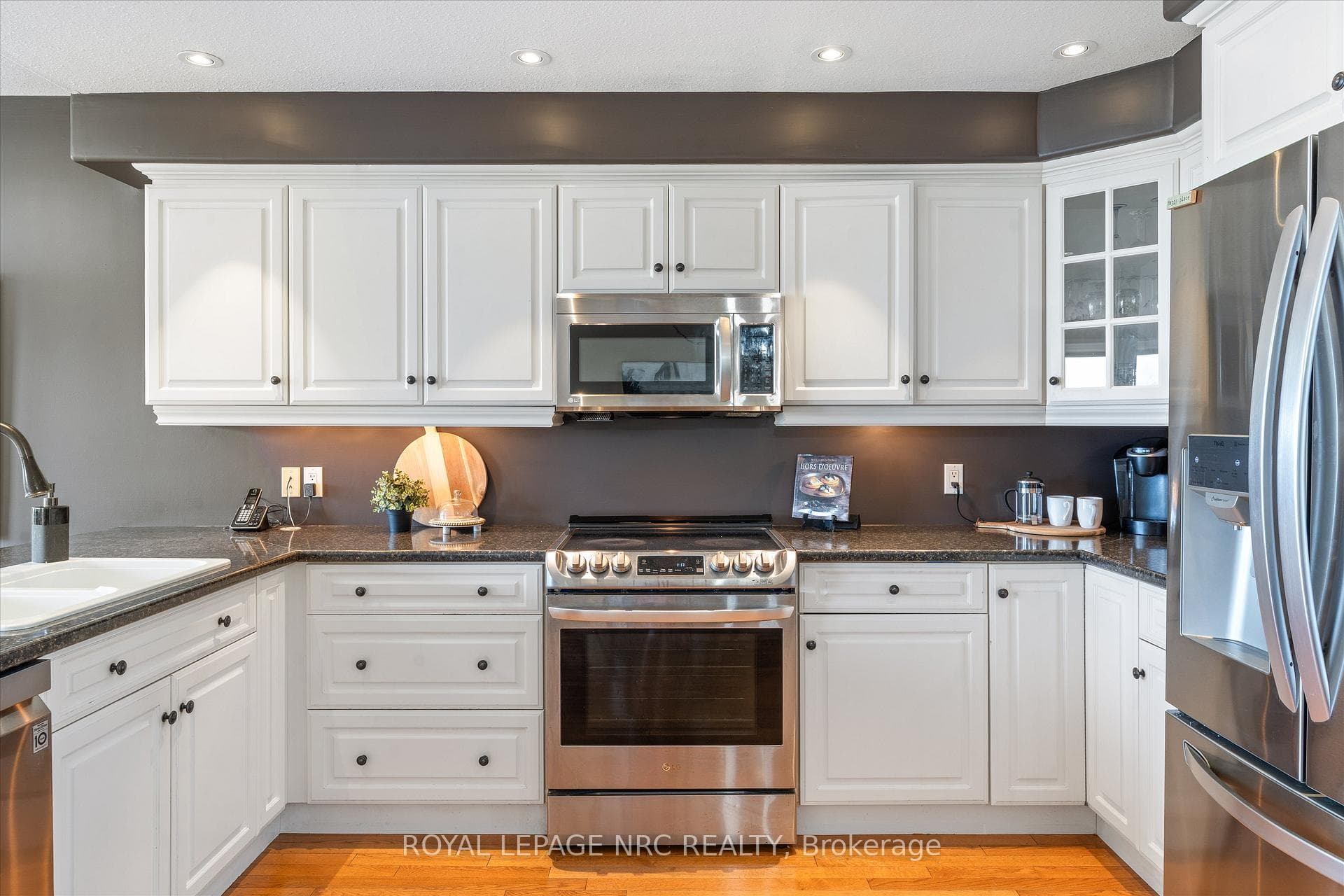 11 Lakeside Drive Unit 50 photo 11