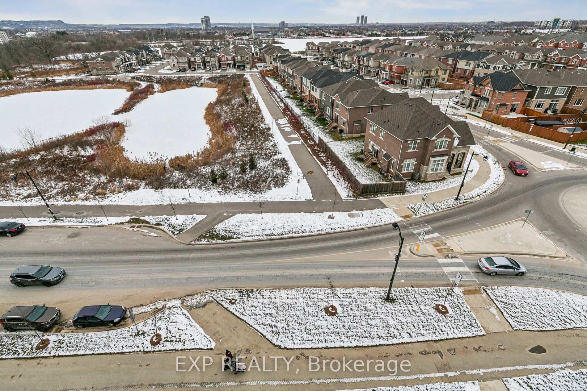 720 WHITLOCK Avenue Unit 716 photo 28