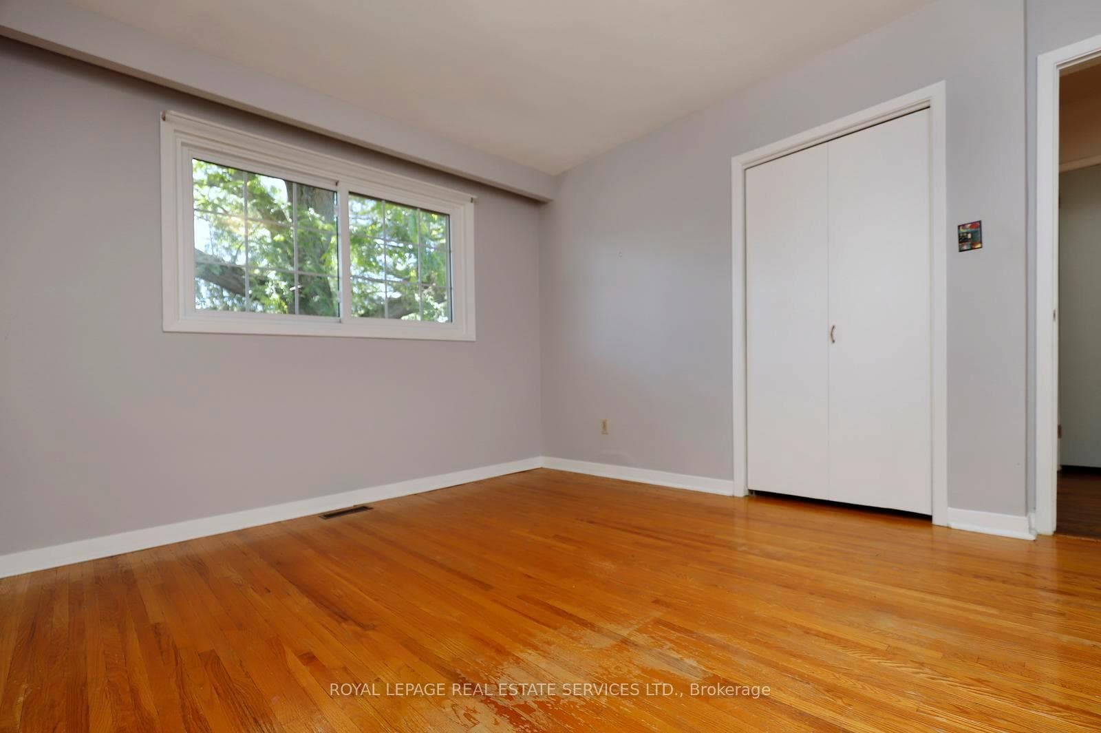 1492 Hillgrove Road photo 34