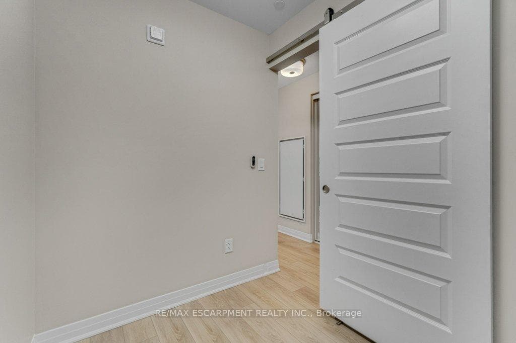 480 Gordon Krantz Avenue Unit 303 photo 24