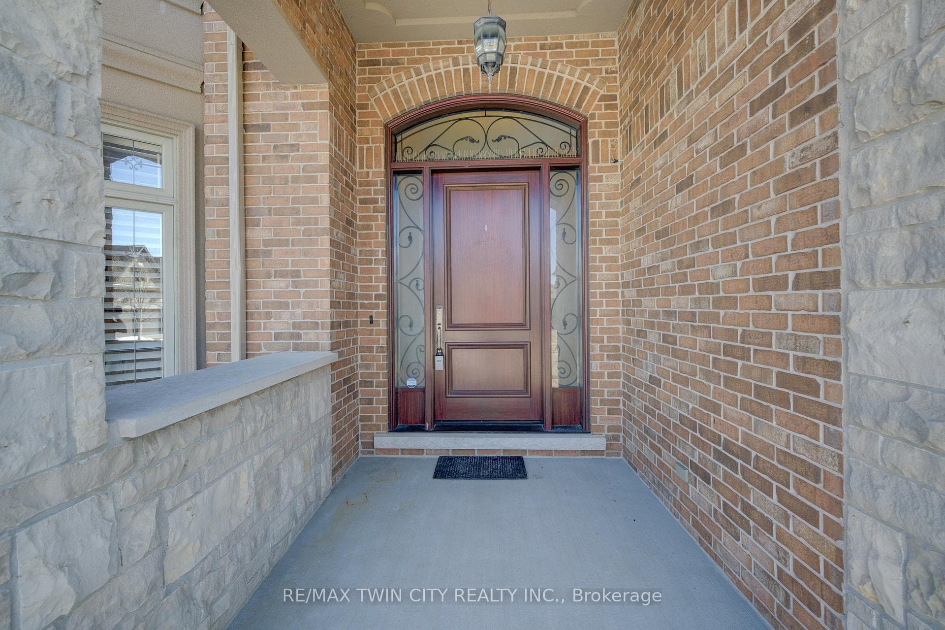 20 Jacob Gingrich Drive photo 3