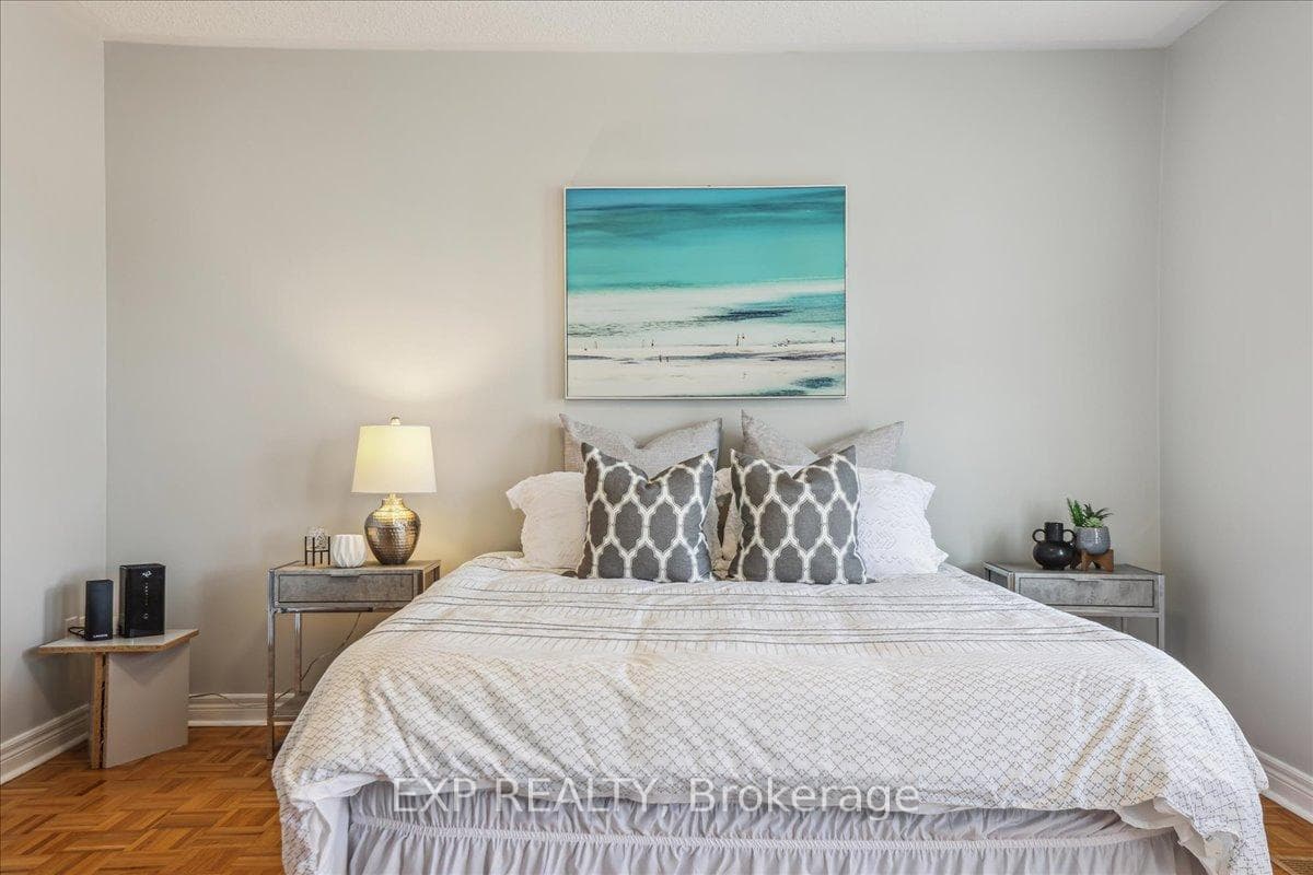 6938 Amour Terrace photo 26