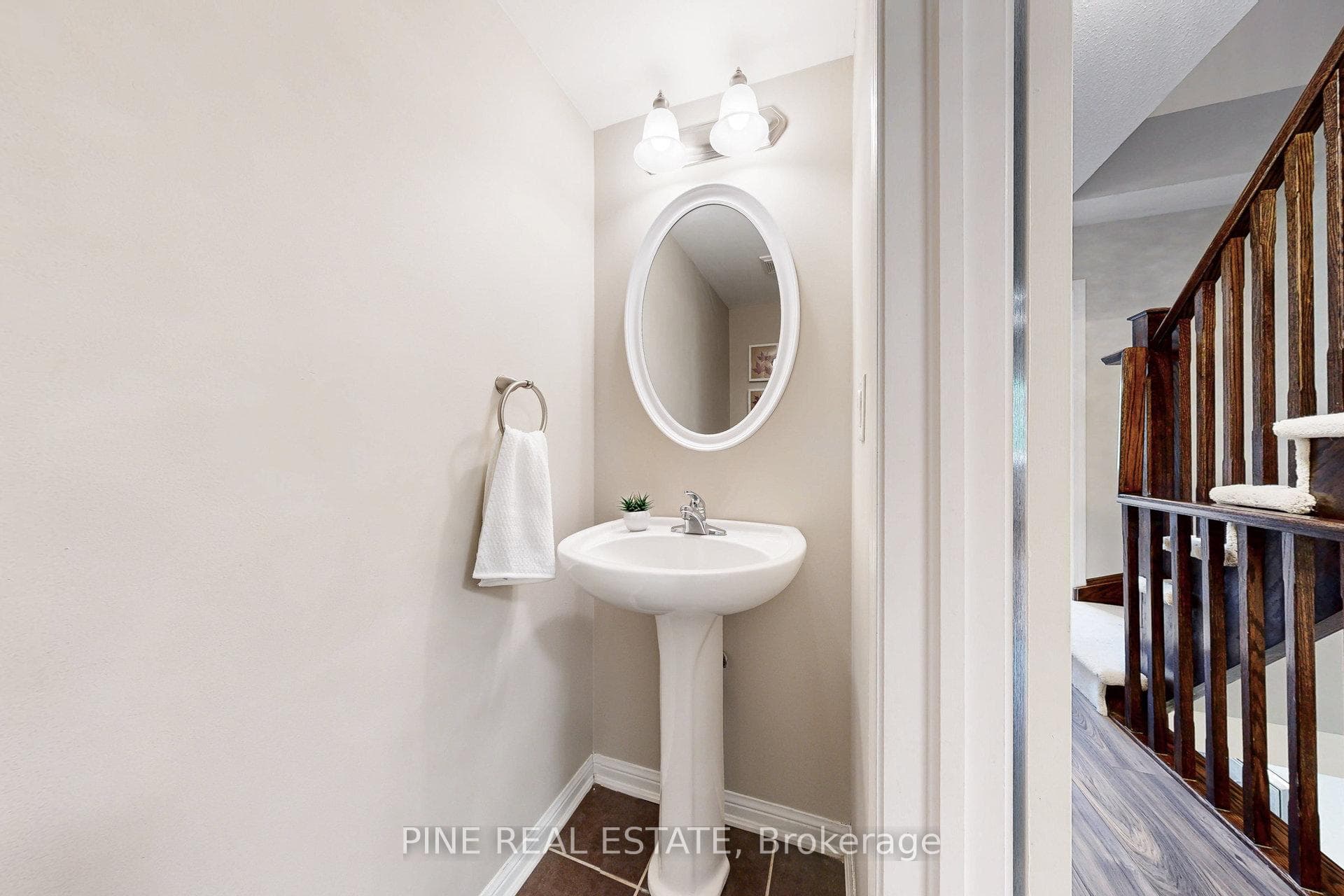 649 SPEYER Circle photo 9