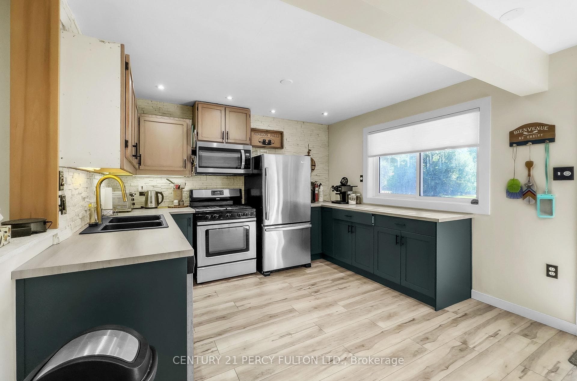 79 BROOK Road photo 18