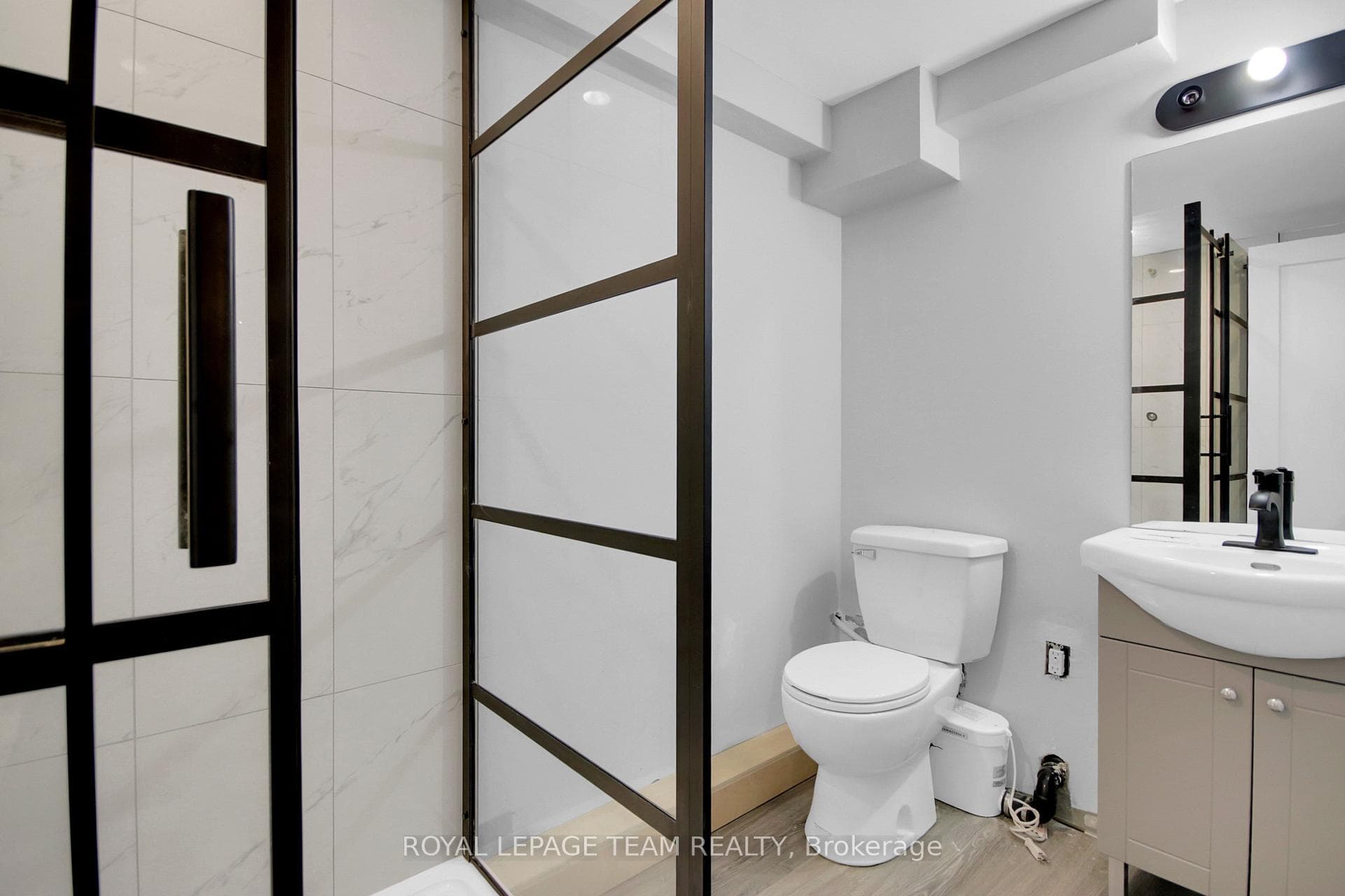 6499 Bunker Road photo 31