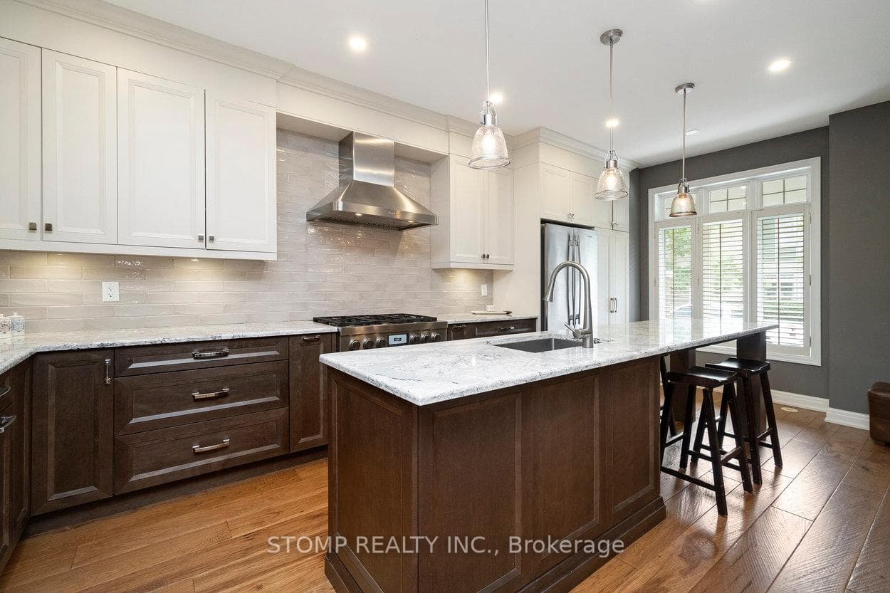 118 Waterside Drive photo 4