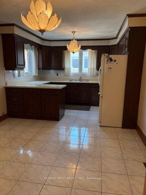 98 Jeanne Drive photo 12