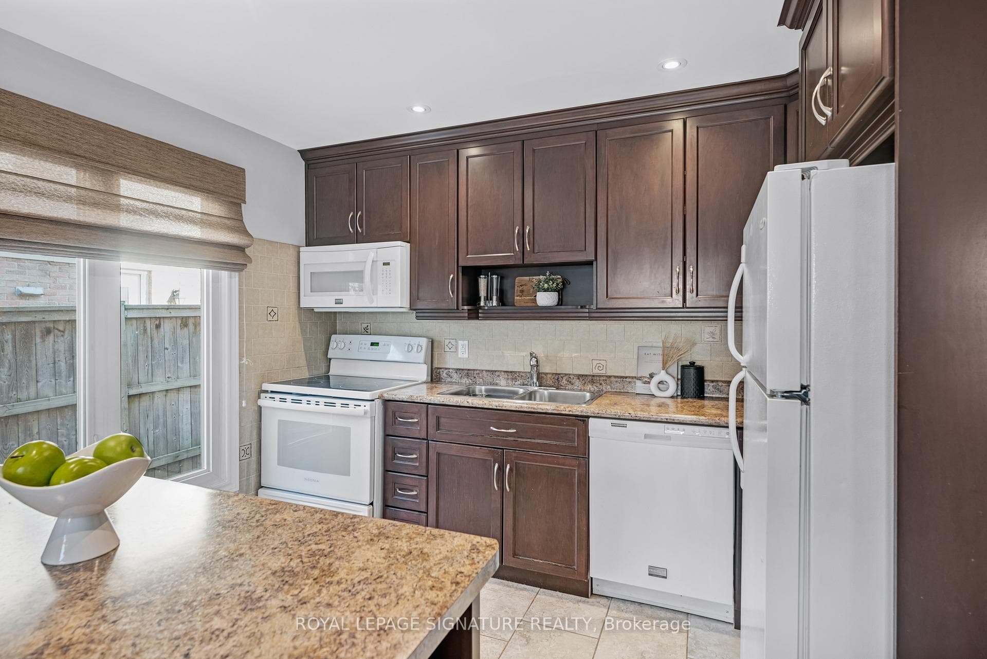 6282 Lavery Court photo 14