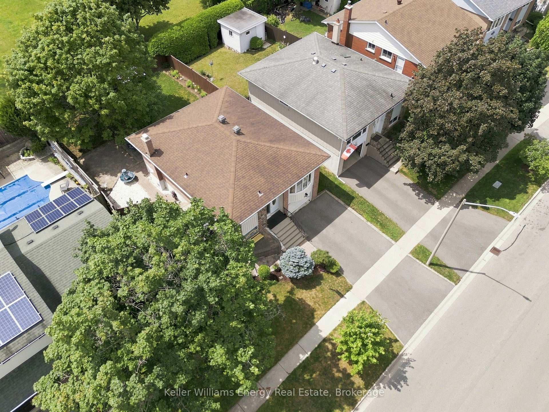 510 Charrington Avenue photo 35