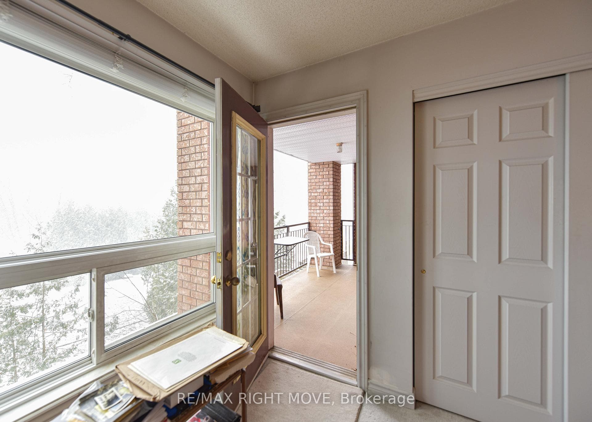 Entrance to back deck