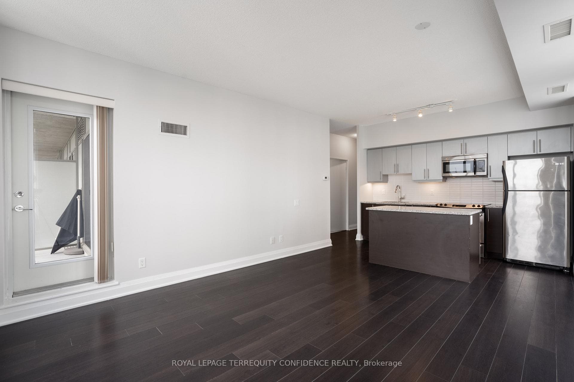 83 Redpath Avenue Unit 1204 photo 3