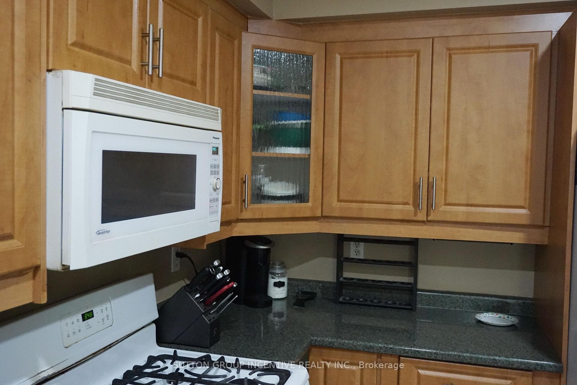 1841 Mill Street photo 6