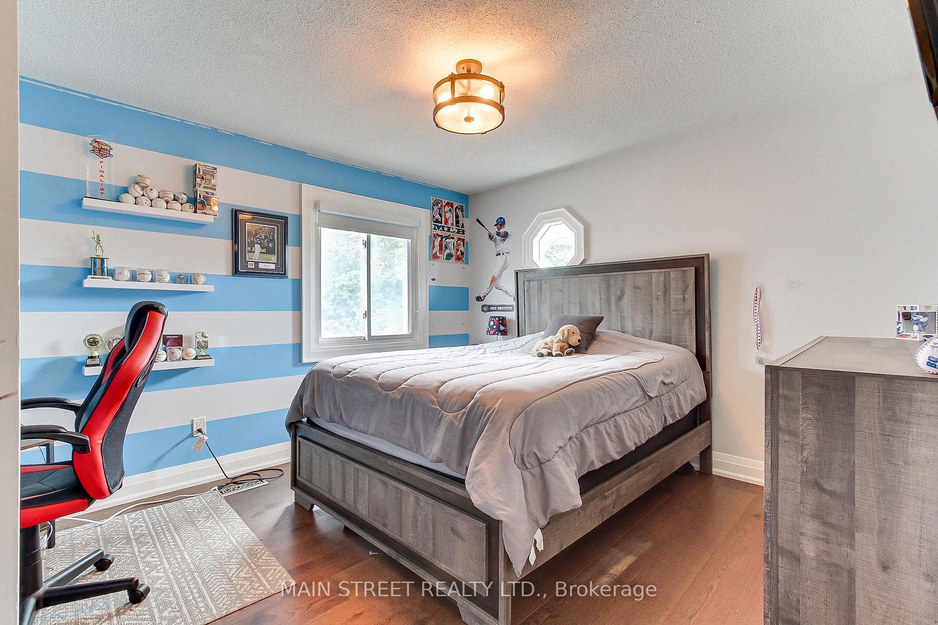 111 Peevers Crescent photo 21
