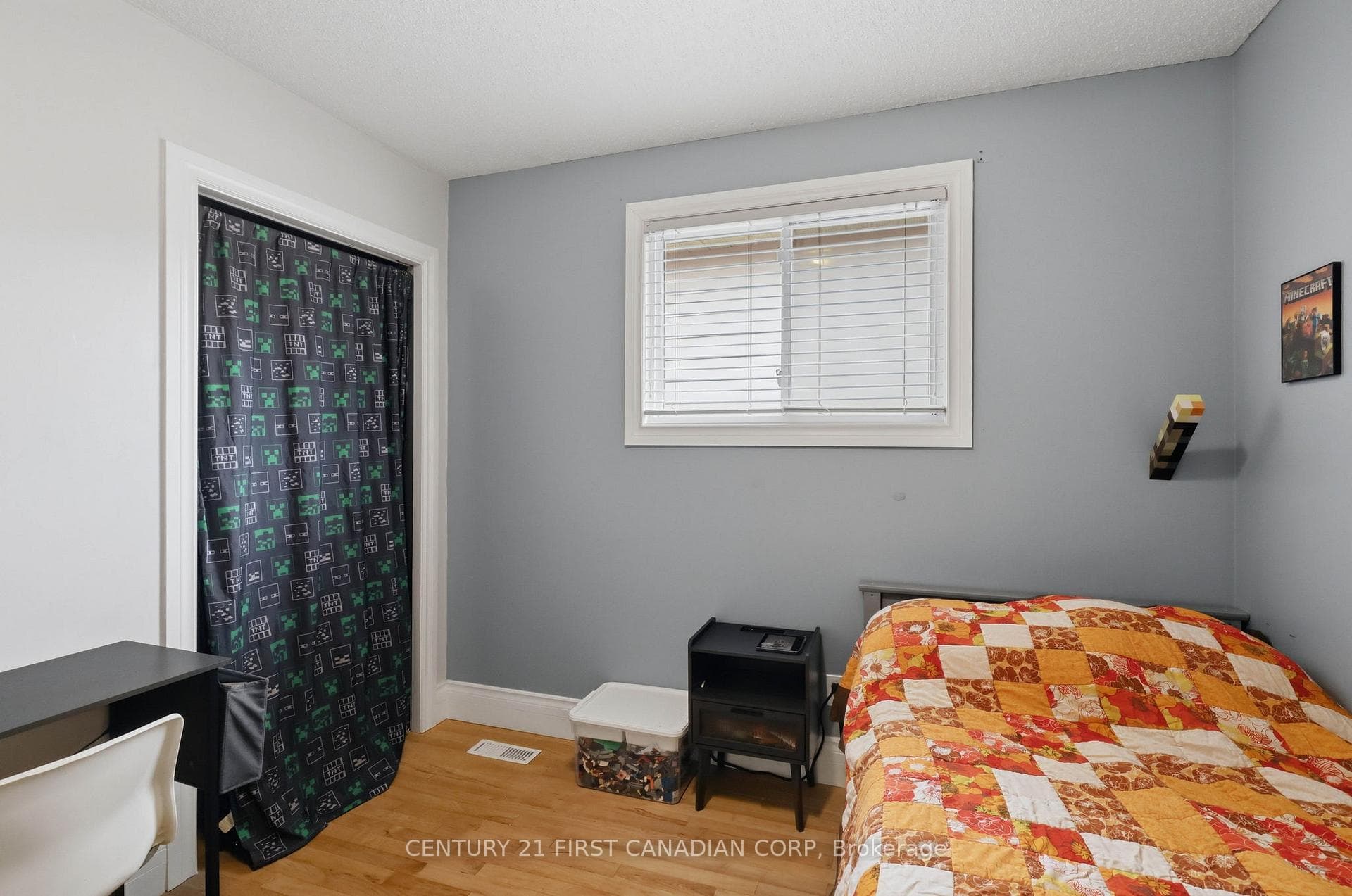 557 Ferndale Court photo 18