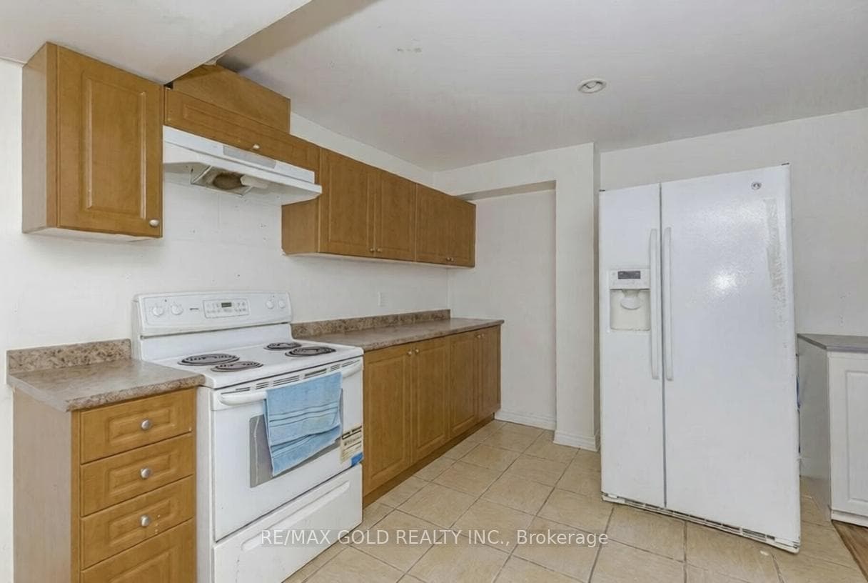 35 Ridgefield Court photo 19