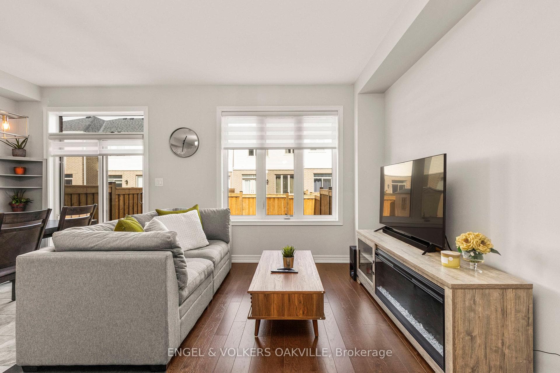 44 Clifford Crescent photo 20