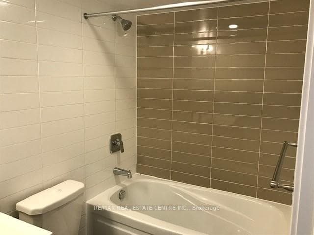 125 Redpath Ave Avenue Unit 2403 photo 17