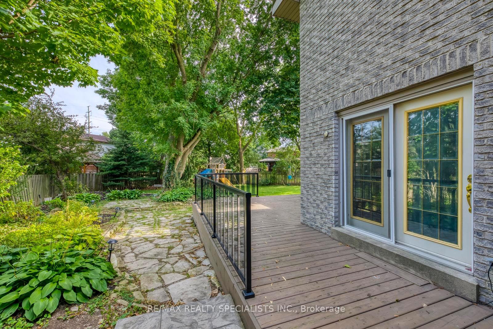 1582 Hermant Court photo 34