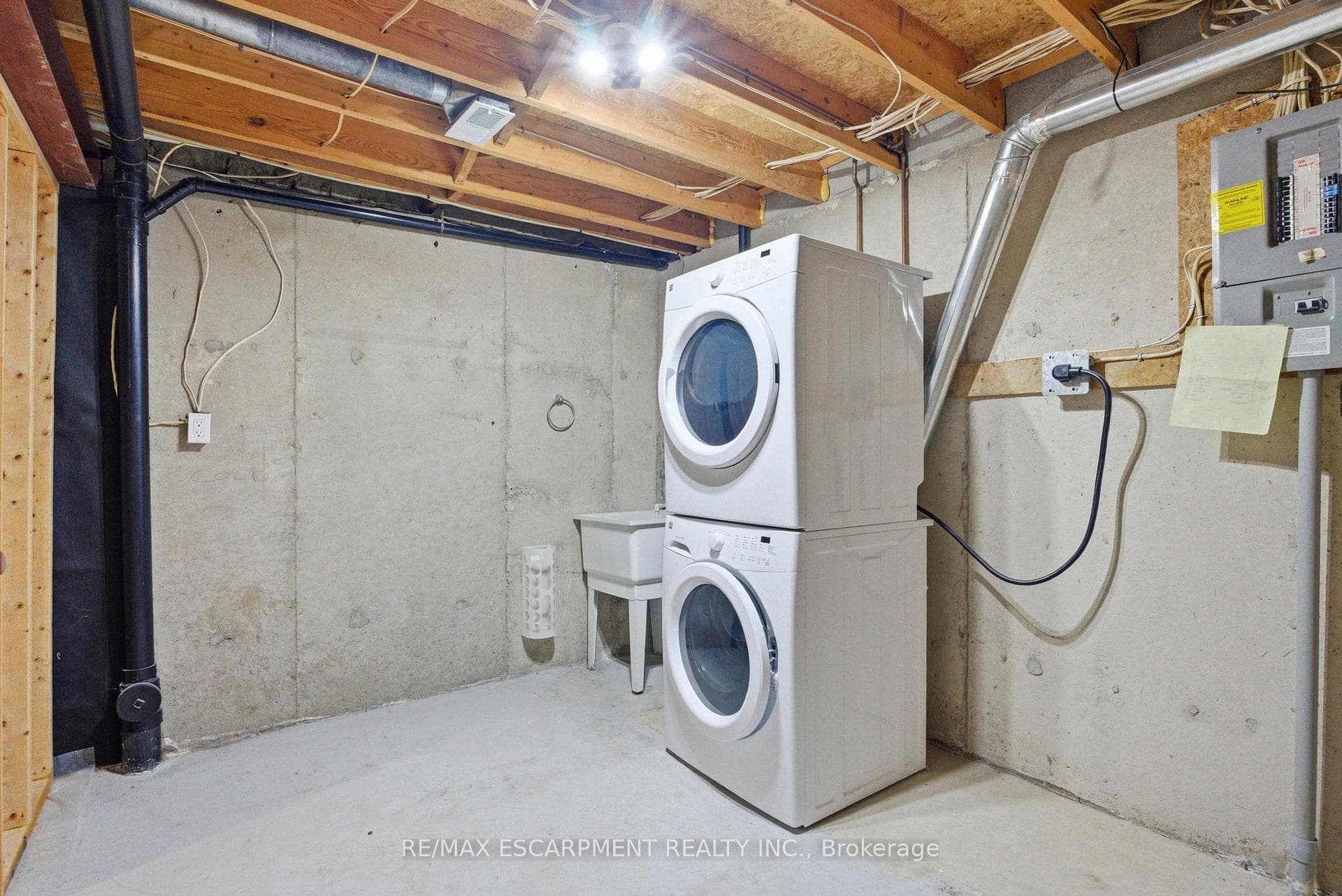 255 Mount Albion Road Unit 43 photo 24