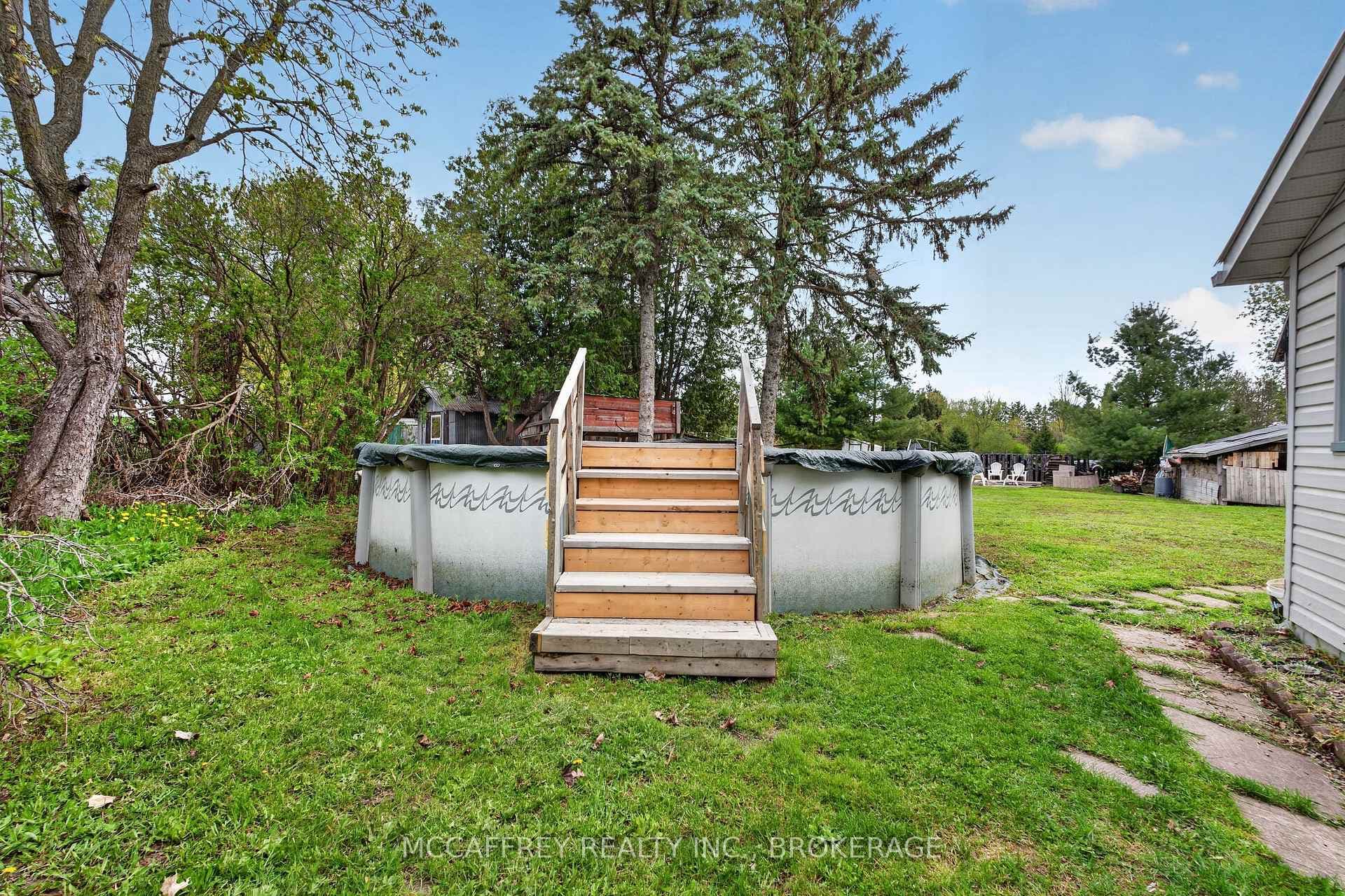 476 Hoards Road photo 29
