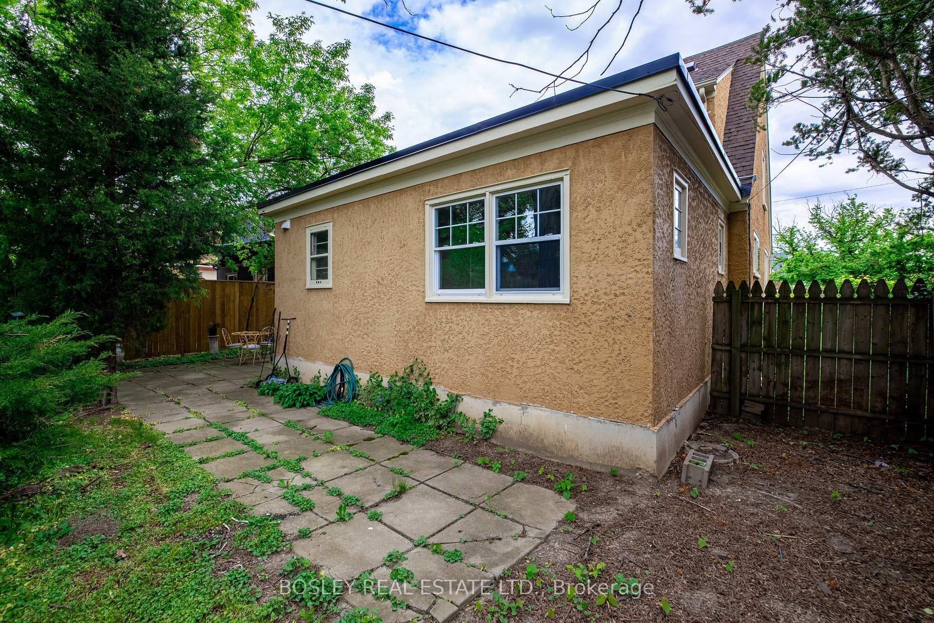 52 Glenridge Avenue photo 32