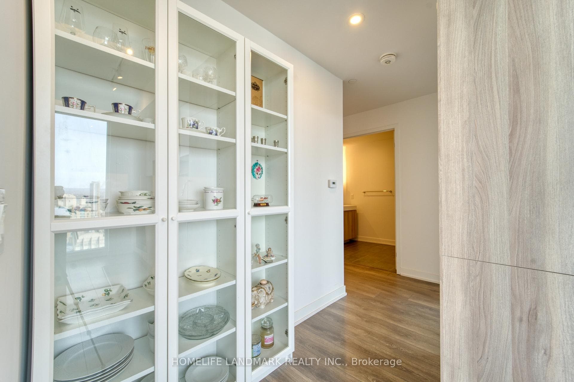 15 HOLMES Avenue Unit 2808 photo 14