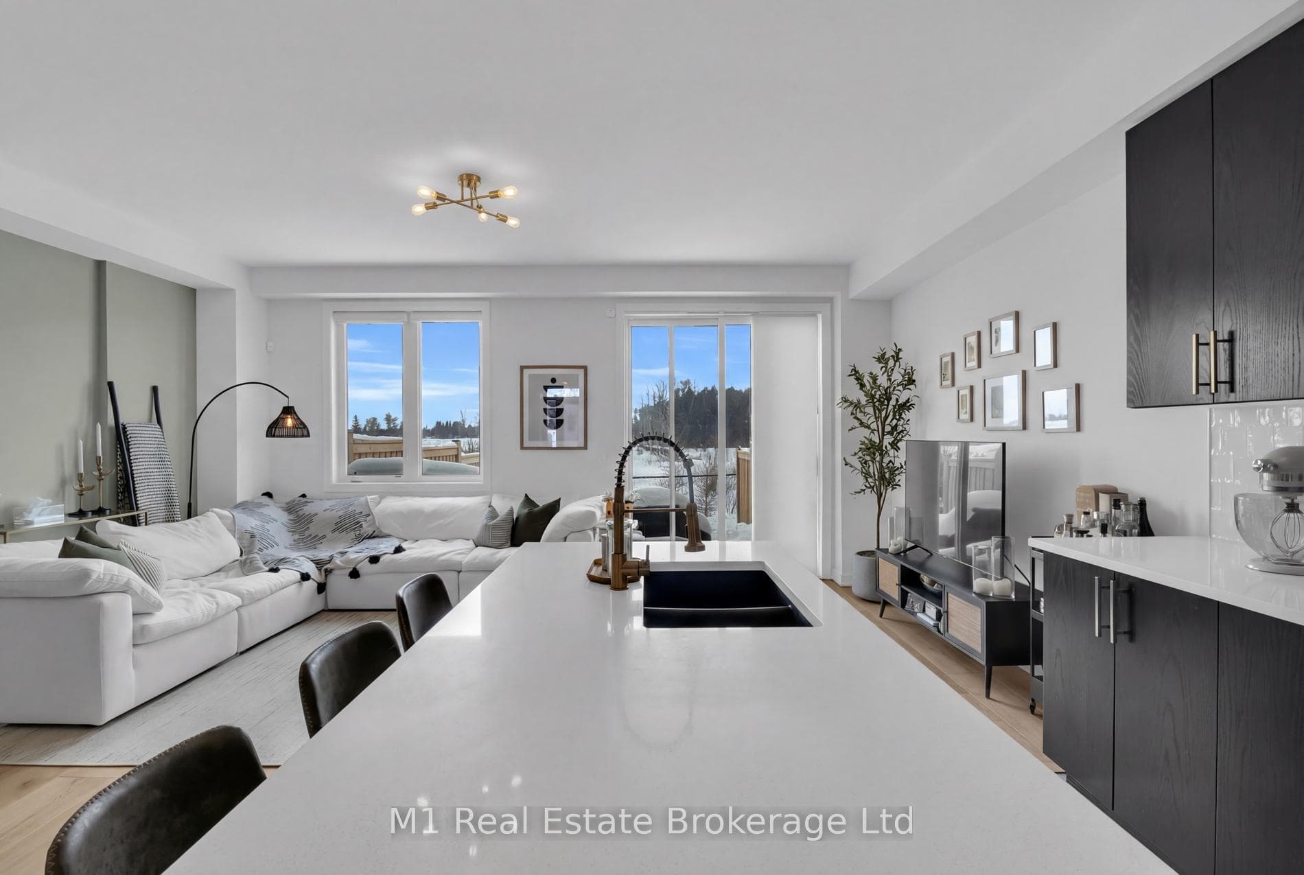 106 Edminston Drive photo 12