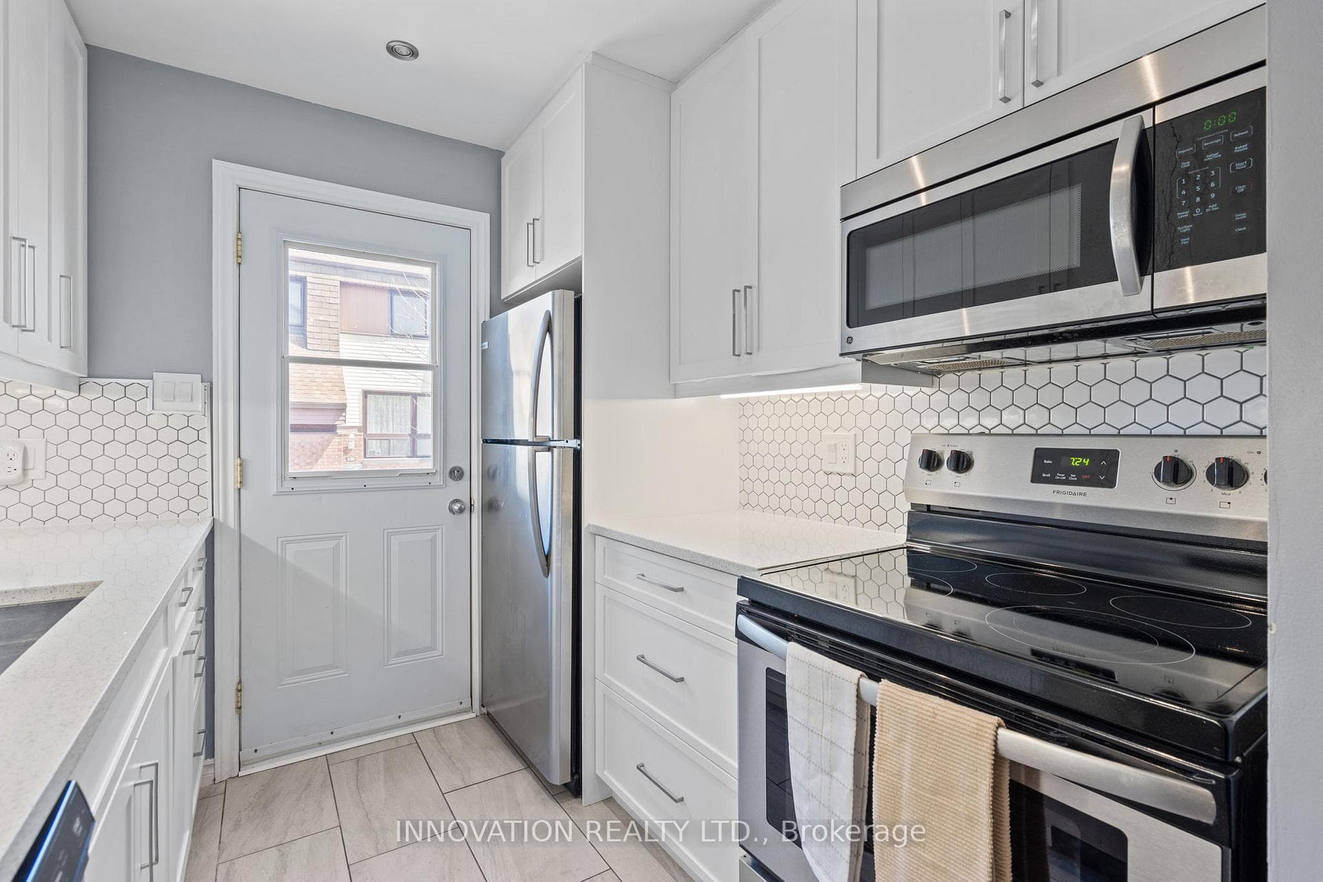 20 Woodvale Green N/A Unit B photo 16