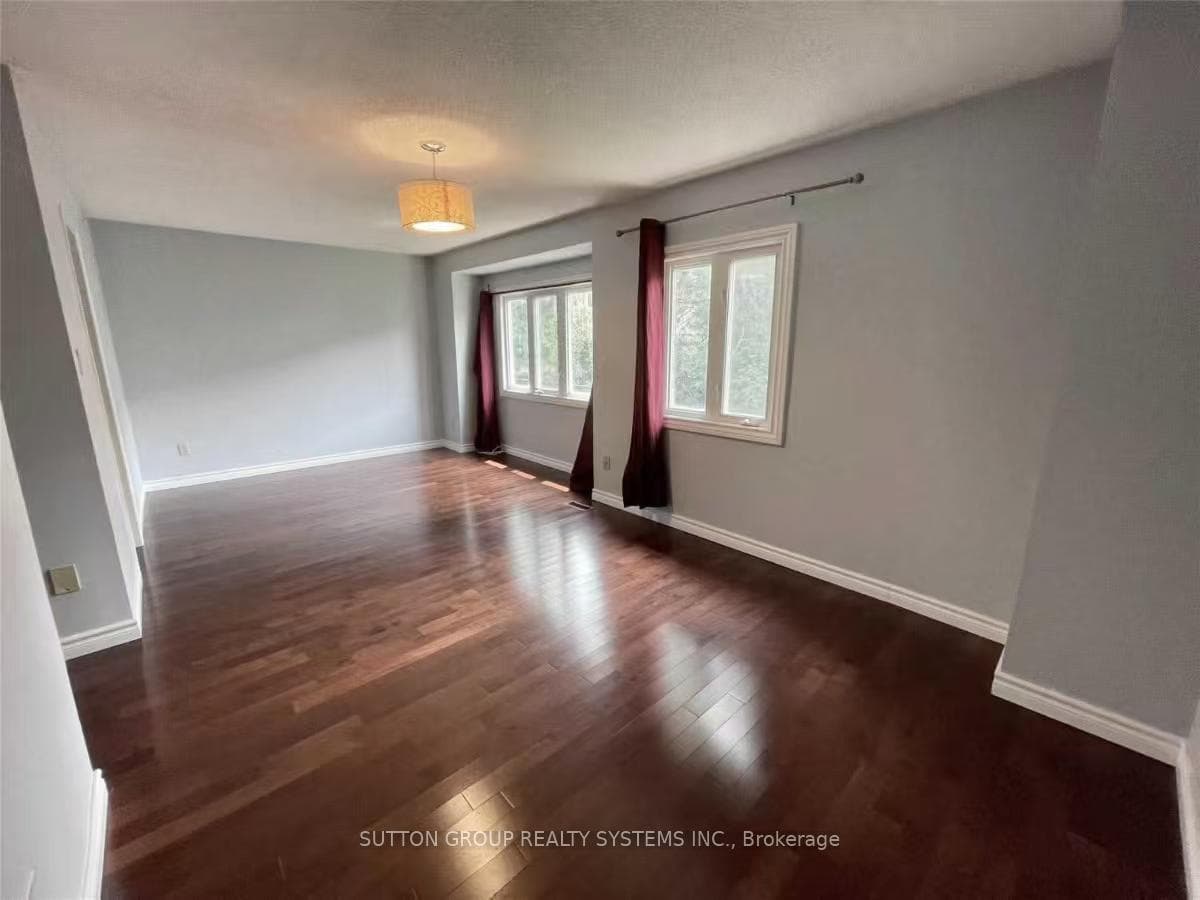 2275 Credit Valley Road Unit 100 photo 8