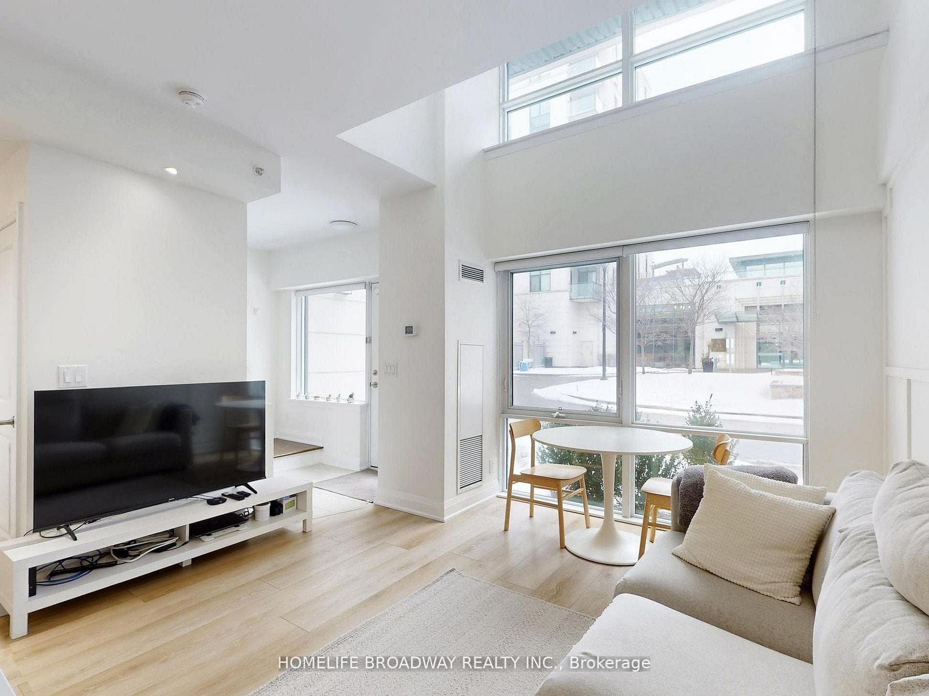 24 Woodstream Boulevard Unit 112 photo 4