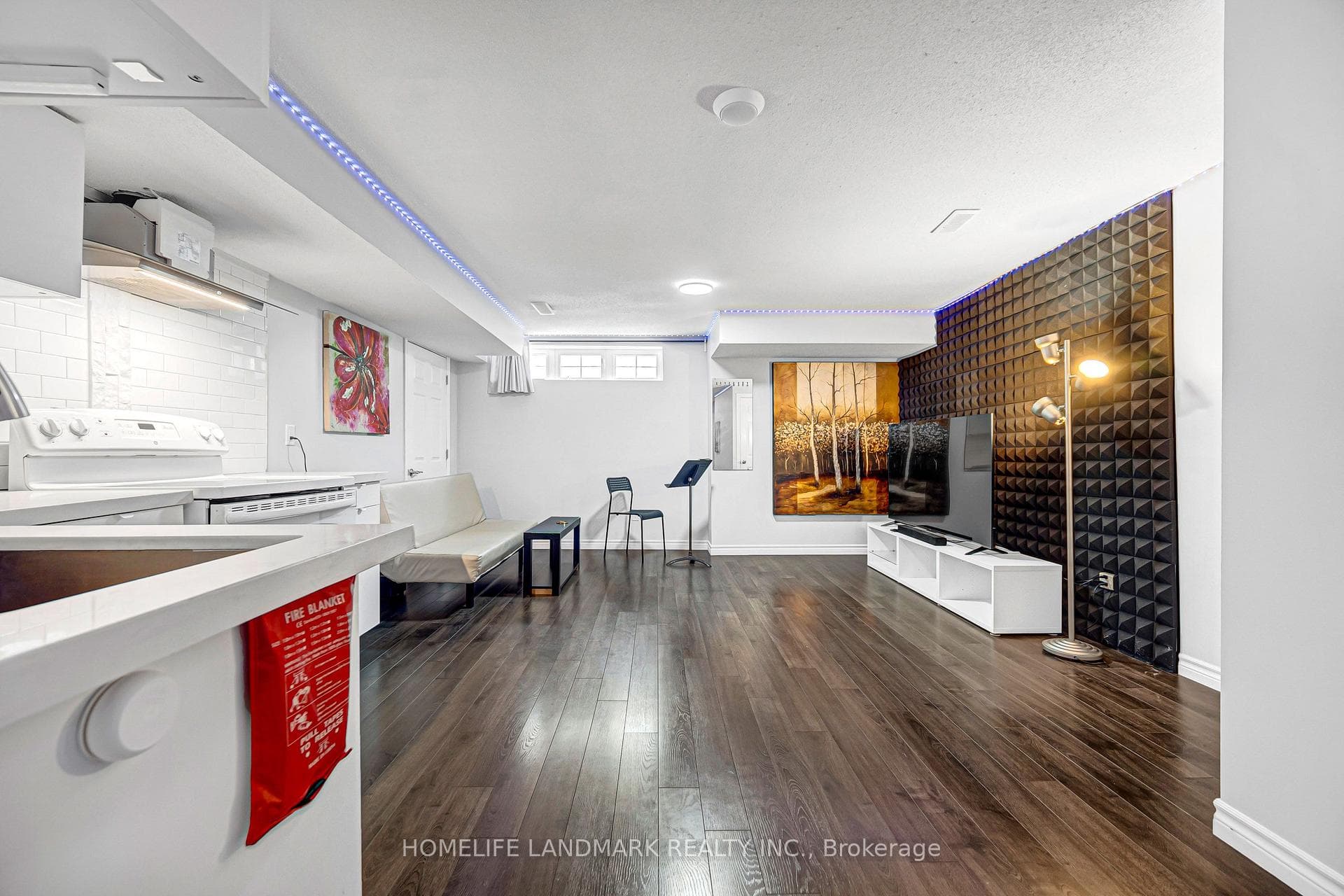 293 Murray Ross Parkway photo 44