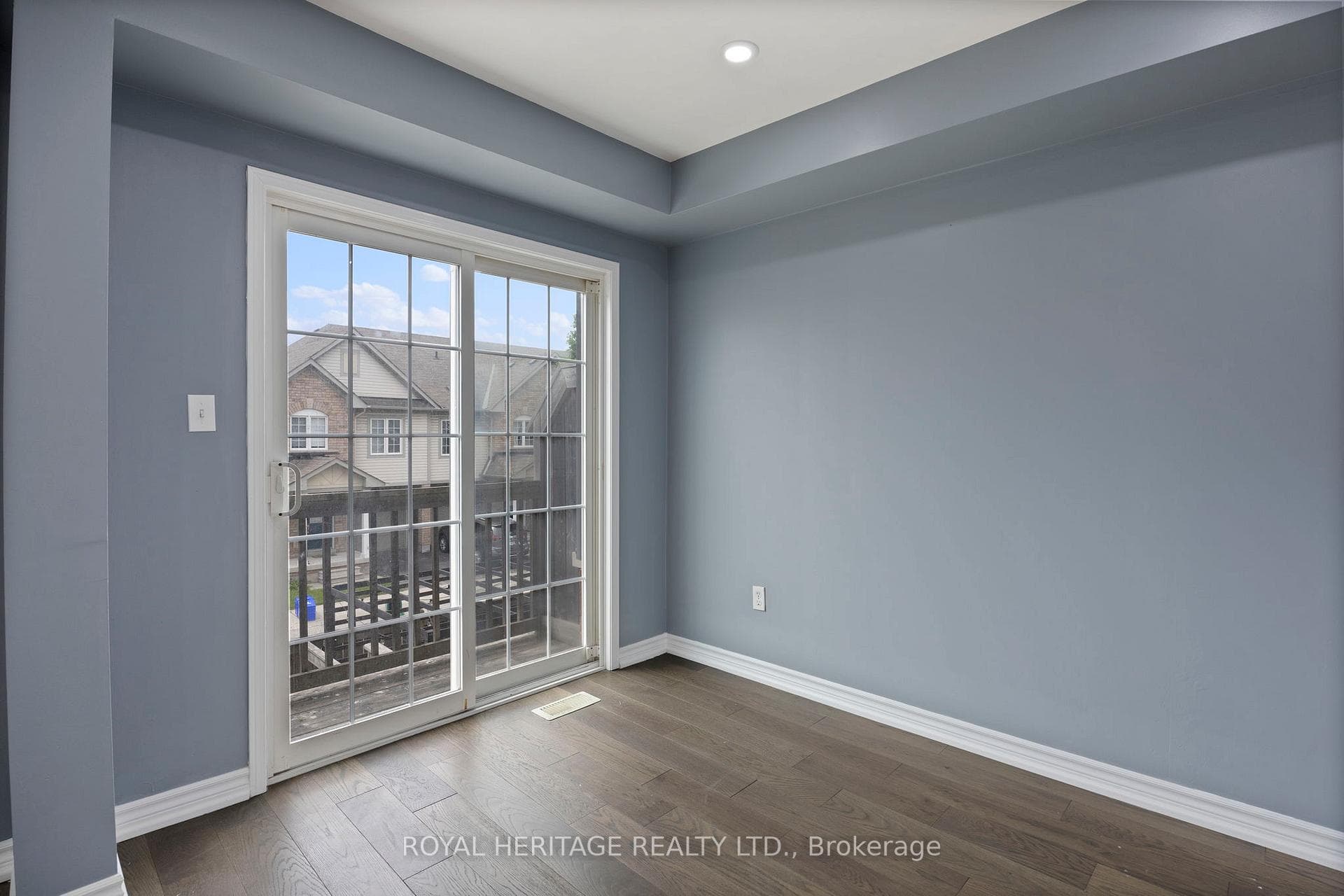 61 Ventura Lane photo 9