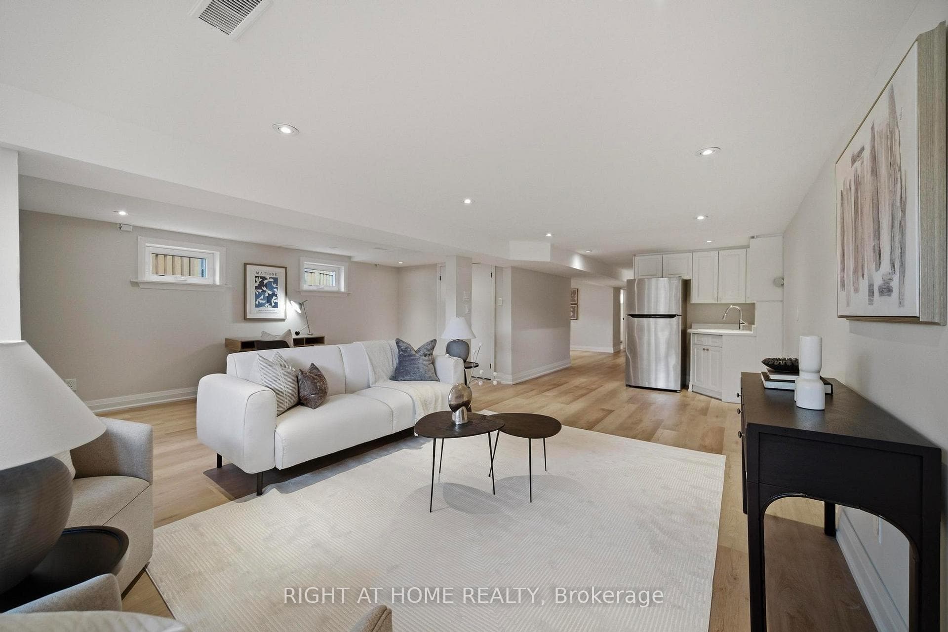 65 Vanguard Drive photo 28