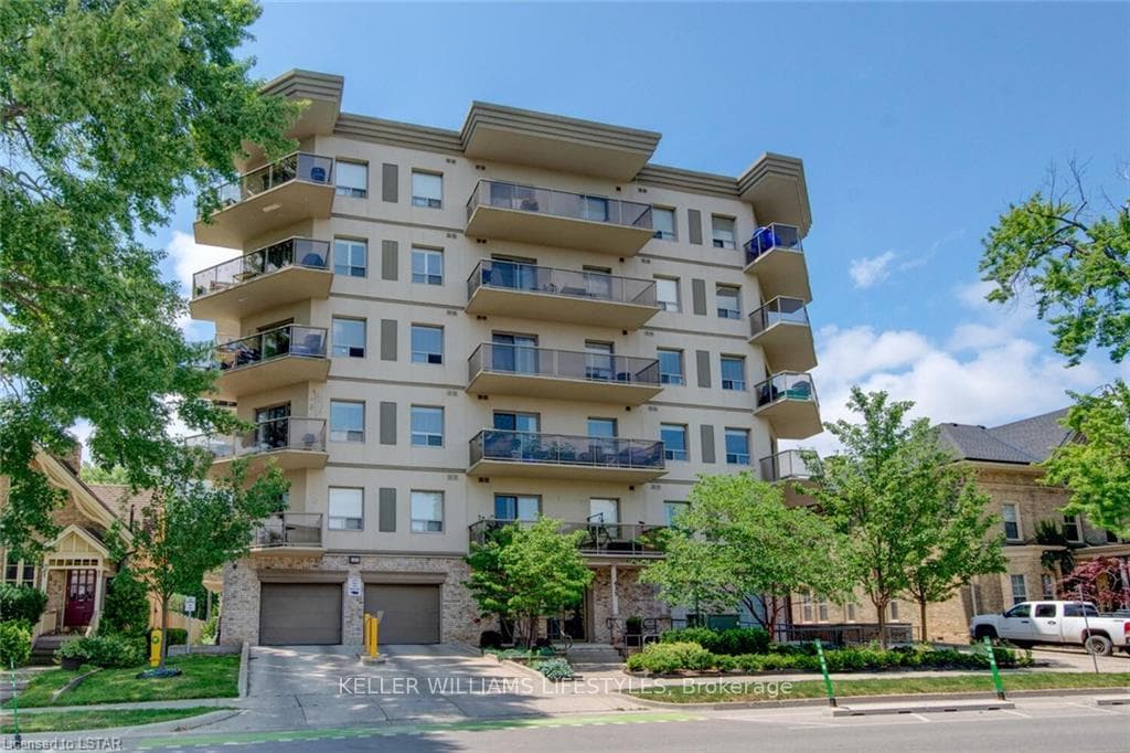 435 Colborne Street Unit 202 photo 2