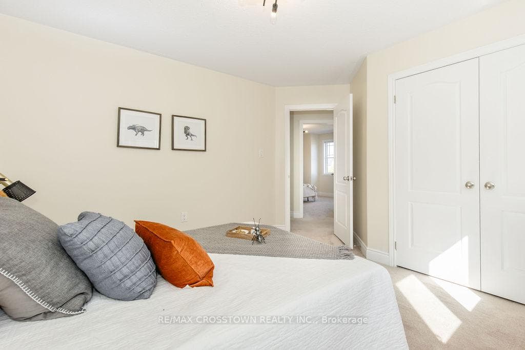 3040 Emperor Drive photo 27