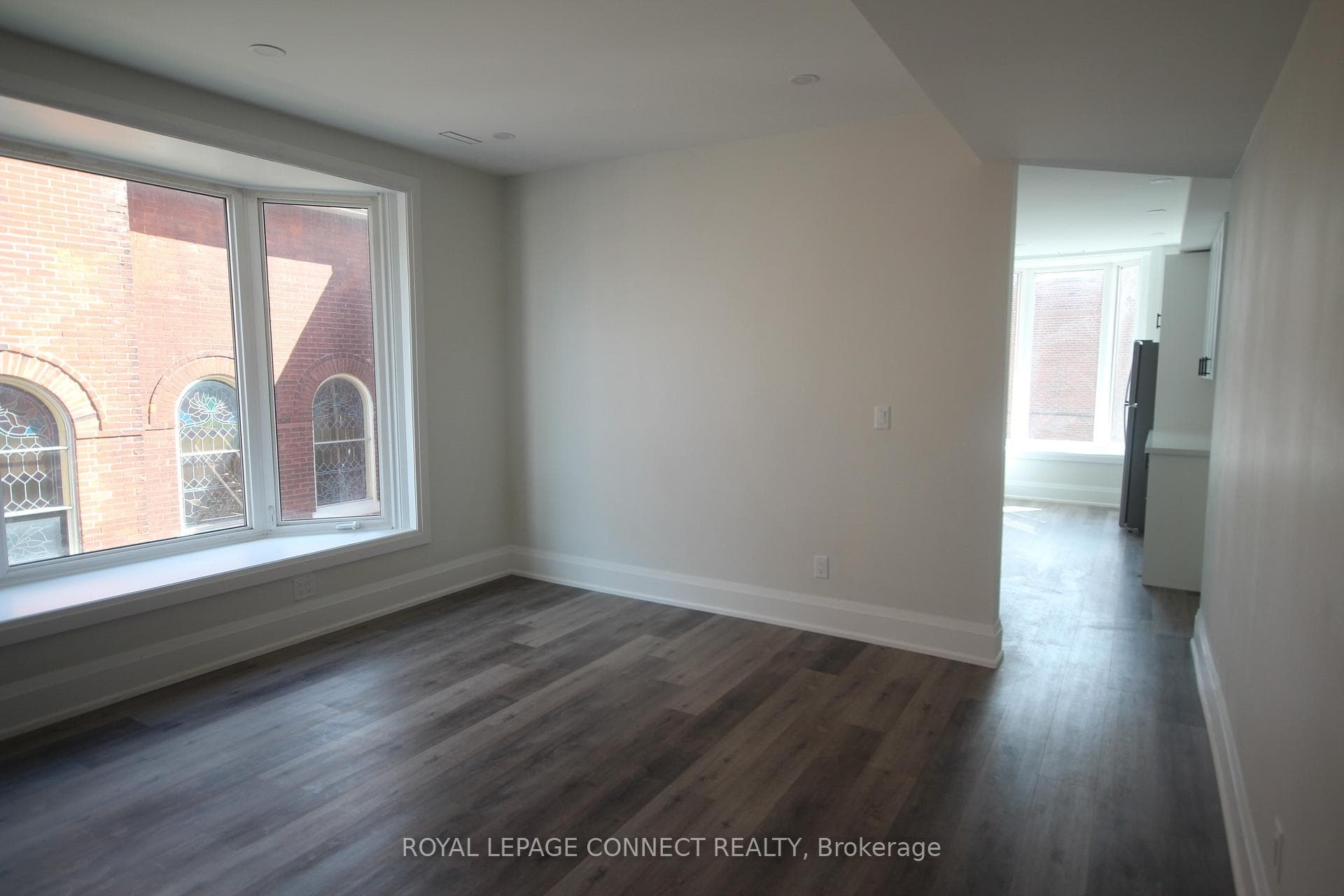 55 Cayuga Street photo 13