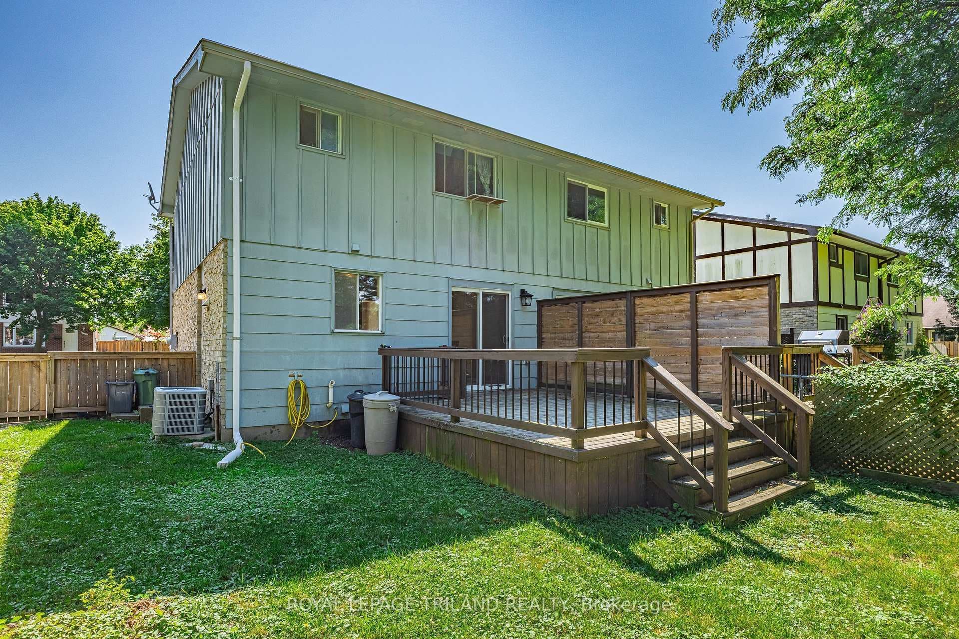1769 Aldersbrook Road photo 22