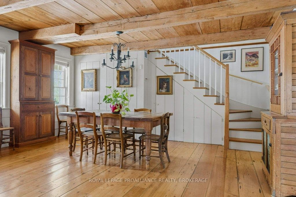 10 Drummond Street photo 10